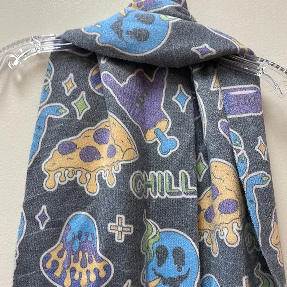 New Chill Print Cashmere Sample Scarf From Anthropologie!!🔥🔥🔥 - Picture 7 of 14